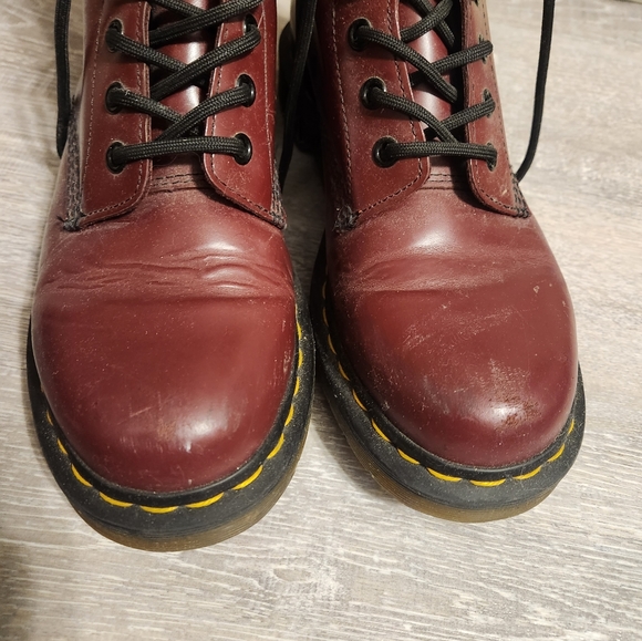Maroon Dr. Martens - Picture 4 of 4